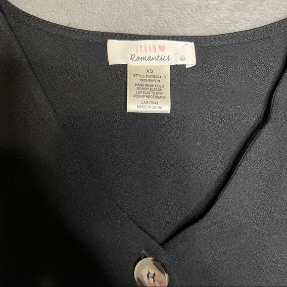 Urban Romantics (Marshalls) - Black Button Up Dress Shirt (SIZE XS) - Picture 2 of 7